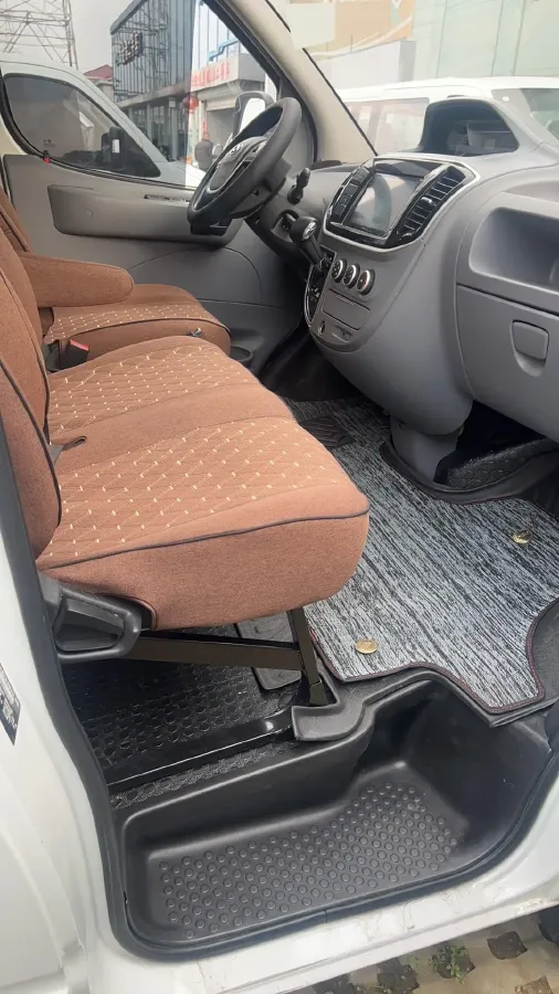 2023 DongFeng DFAC YuFeng 2.0T 136HP L4 6MT,autocango,china used car exporter,china ev exporter,chinese used car exporter,chinese used ev exporter