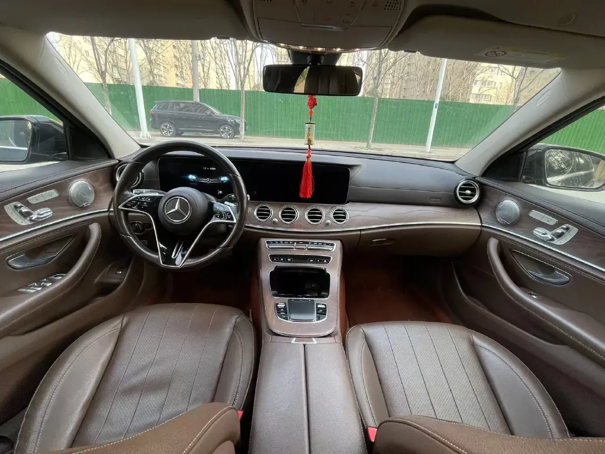 2021 Mercedes-Benz E Class 2.0T 258HP L4 9AT,autocango,china used car exporter,china ev exporter,chinese used car exporter,chinese used ev exporter