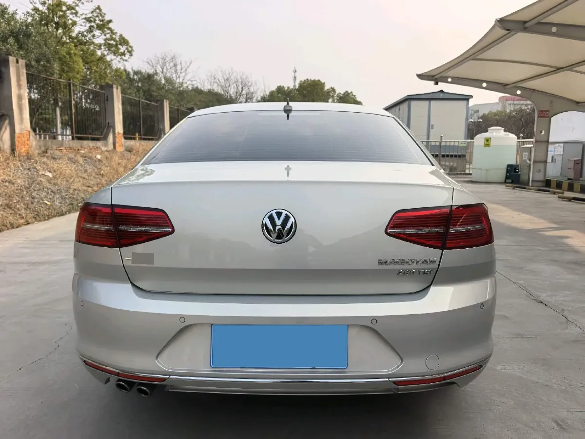 2018 Volkswagen Magotan 1.4T 150HP L4 7DCT,autocango,china used car exporter,china ev exporter,chinese used car exporter,chinese used ev exporter