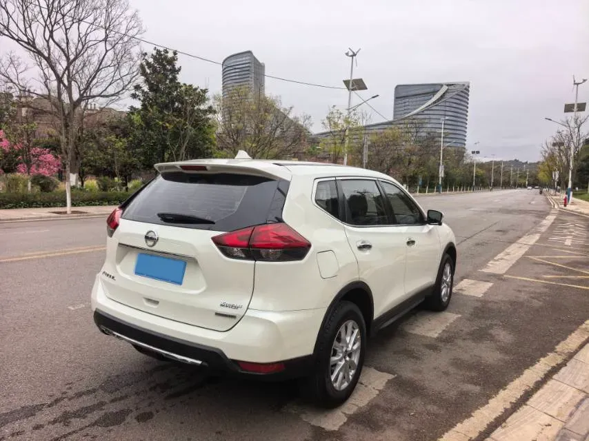 2020 Nissan X-Trail 2.0L 154HP L4 CVT,autocango,china used car exporter,china ev exporter,chinese used car exporter,chinese used ev exporter