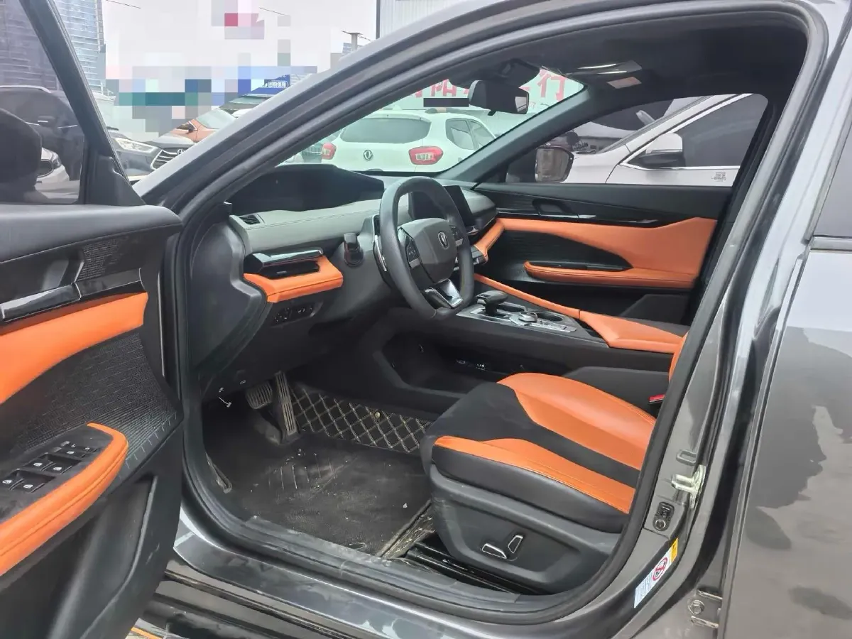 2023 ChangAn UNI-V 1.5T 188HP L4 7DCT,autocango,china used car exporter,china ev exporter,chinese used car exporter,chinese used ev exporter