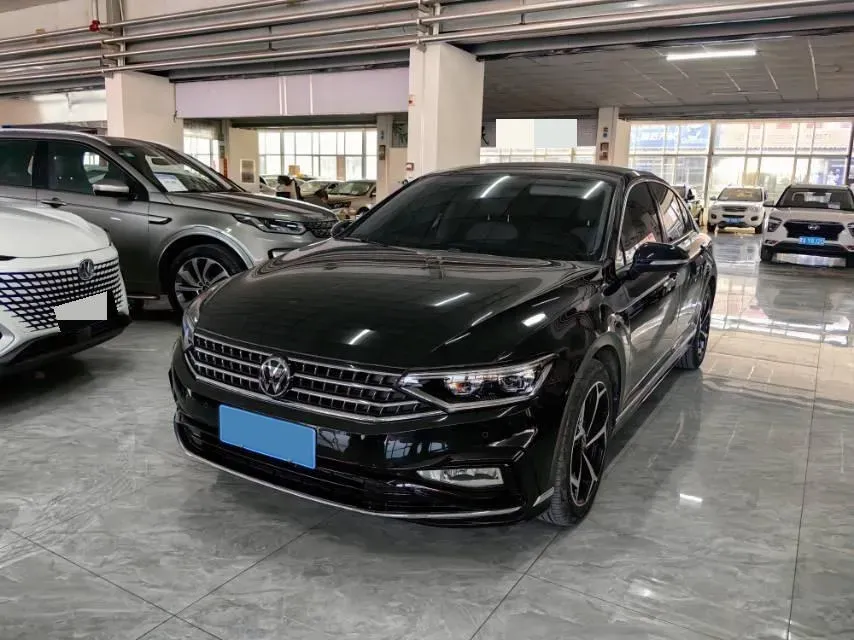 2023 Volkswagen Magotan 1.4T 150HP L4 7DCT,autocango,china used car exporter,china ev exporter,chinese used car exporter,chinese used ev exporter