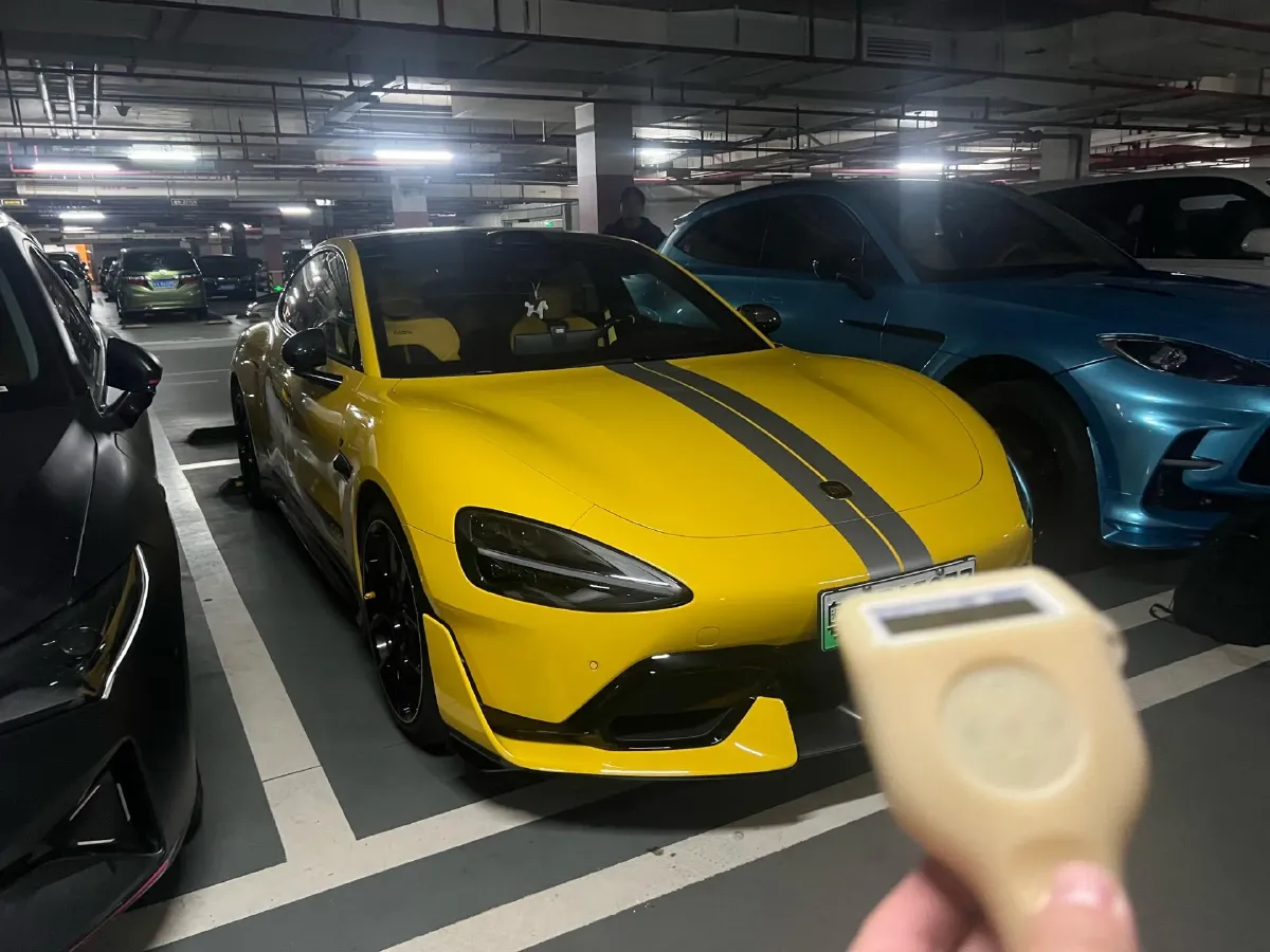 2025 MI SU7 Ultra BEV 93.7KWH,autocango,china used car exporter,china ev exporter,chinese used car exporter,chinese used ev exporter