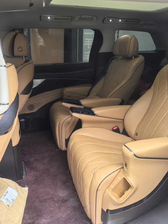 2024 Denza D9 1.5T 139HP L4 E-CVT PHEV 40KWH,autocango,china used car exporter,china ev exporter,chinese used car exporter,chinese used ev exporter