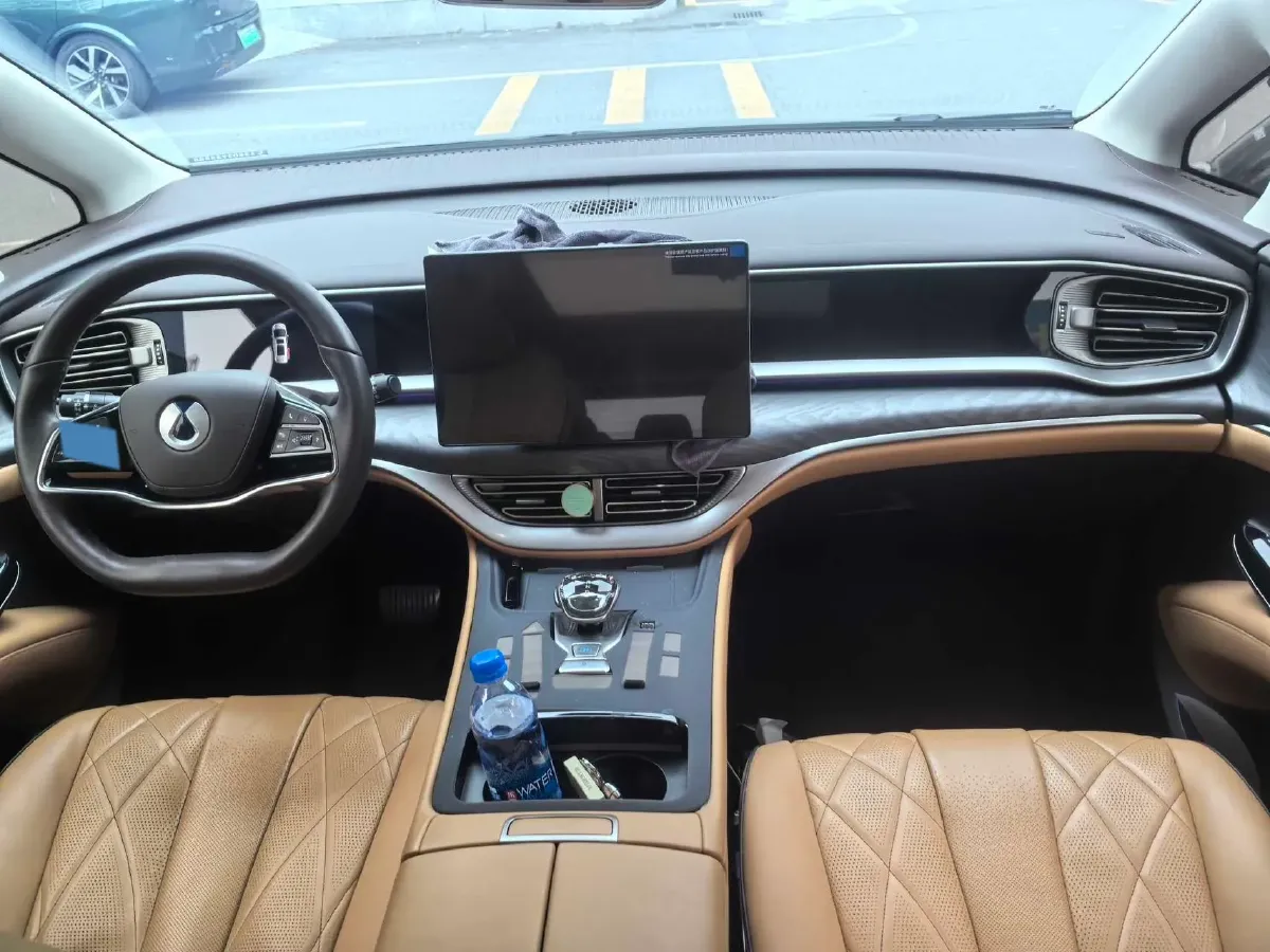 2024 Denza D9 1.5T 139HP L4 E-CVT PHEV 40KWH,autocango,china used car exporter,china ev exporter,chinese used car exporter,chinese used ev exporter