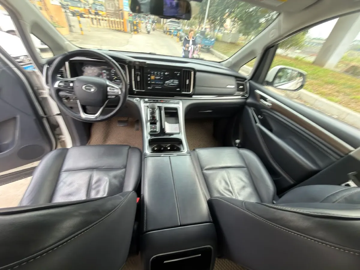 2021 GAC Trumpchi M8 2.0T 252HP L4 8AT,autocango,china used car exporter,china ev exporter,chinese used car exporter,chinese used ev exporter