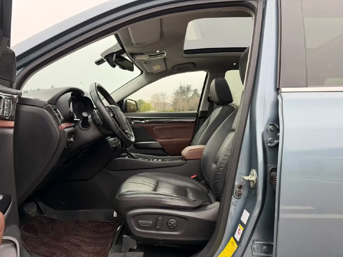 2017 GAC Trumpchi GS8 2.0T 201HP L4 6AT,autocango,china used car exporter,china ev exporter,chinese used car exporter,chinese used ev exporter