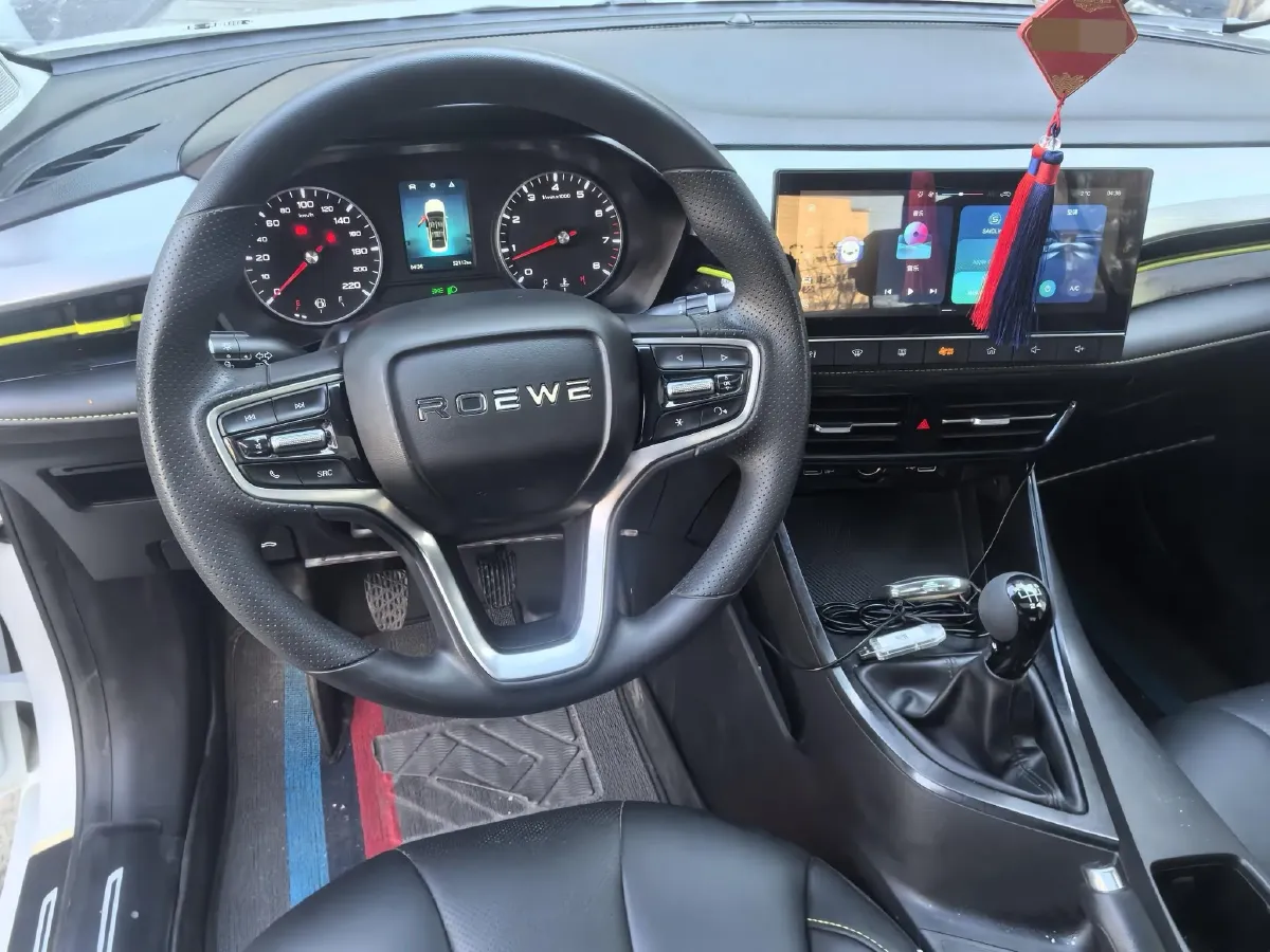 2021 Roewe i5 1.5L 120HP L4 5MT,autocango,china used car exporter,china ev exporter,chinese used car exporter,chinese used ev exporter