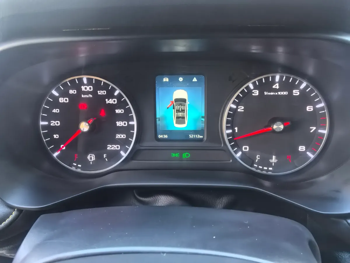 2021 Roewe i5 1.5L 120HP L4 5MT,autocango,china used car exporter,china ev exporter,chinese used car exporter,chinese used ev exporter