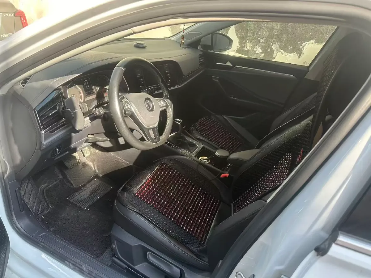 2019 Jeep Renegade 1.3T 173HP L4 7DCT,autocango,china used car exporter,china ev exporter,chinese used car exporter,chinese used ev exporter