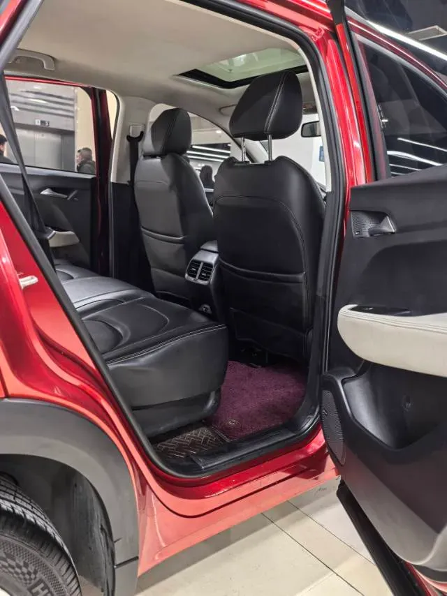 2019 BaoJun 530 1.5T 151HP L4 CVT,autocango,china used car exporter,china ev exporter,chinese used car exporter,chinese used ev exporter