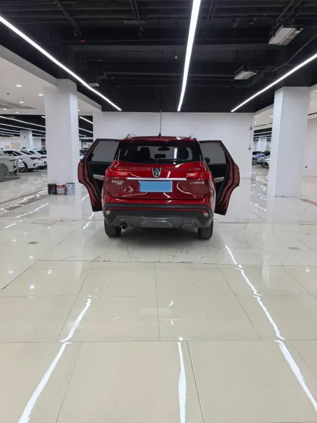 2019 BaoJun 530 1.5T 151HP L4 CVT,autocango,china used car exporter,china ev exporter,chinese used car exporter,chinese used ev exporter