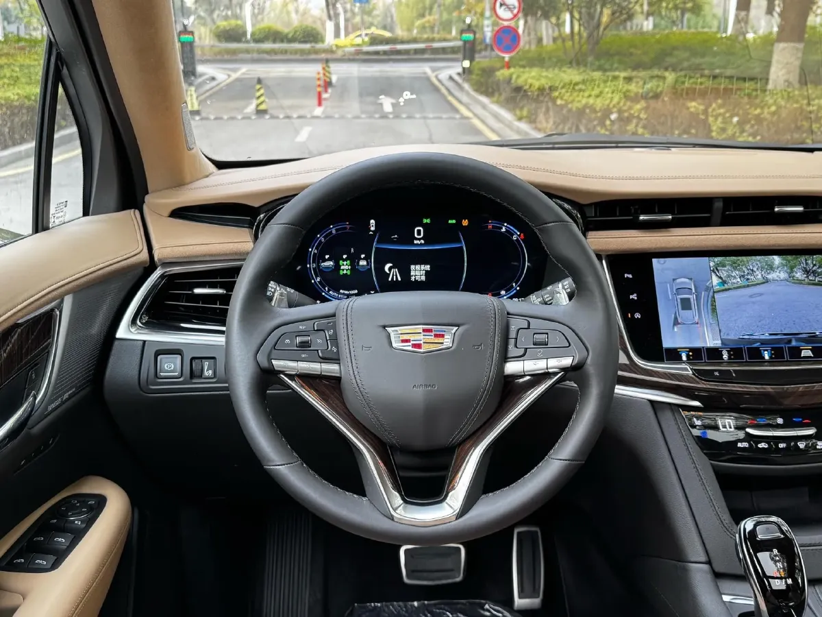 2025 Cadillac XT6 2.0T 237HP L4 9AT,autocango,china used car exporter,china ev exporter,chinese used car exporter,chinese used ev exporter