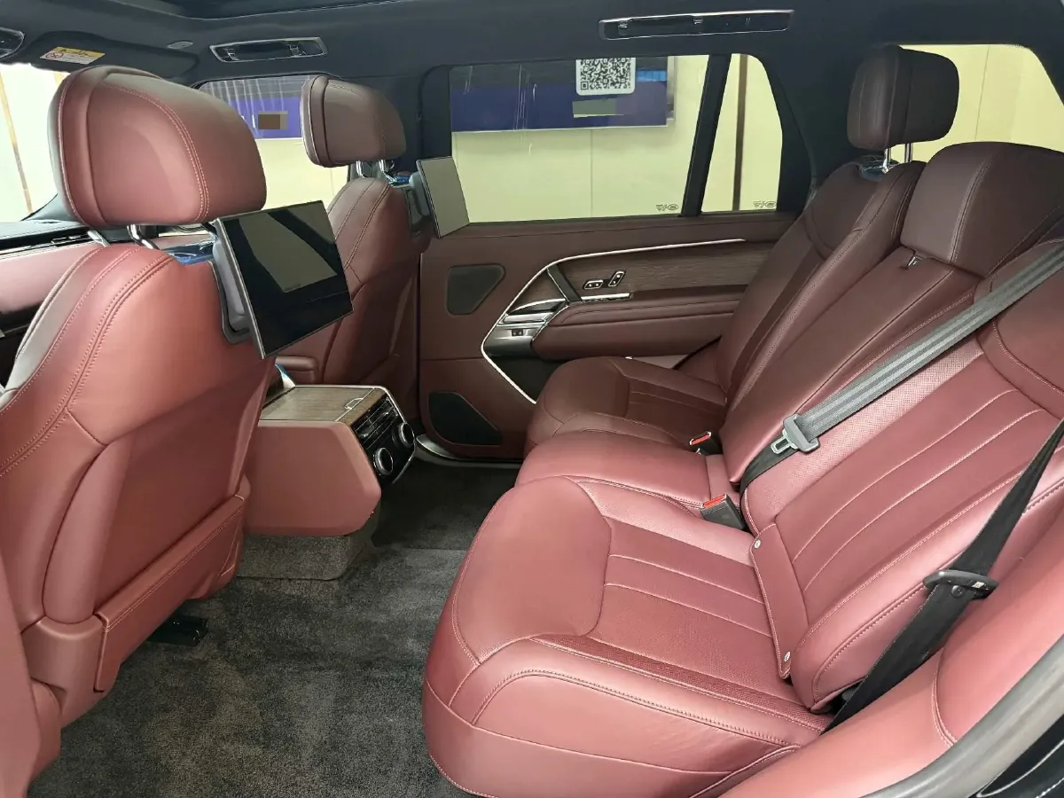 2025 Land Rover Range Rover 3.0T 400HP L6 8AT,autocango,china used car exporter,china ev exporter,chinese used car exporter,chinese used ev exporter