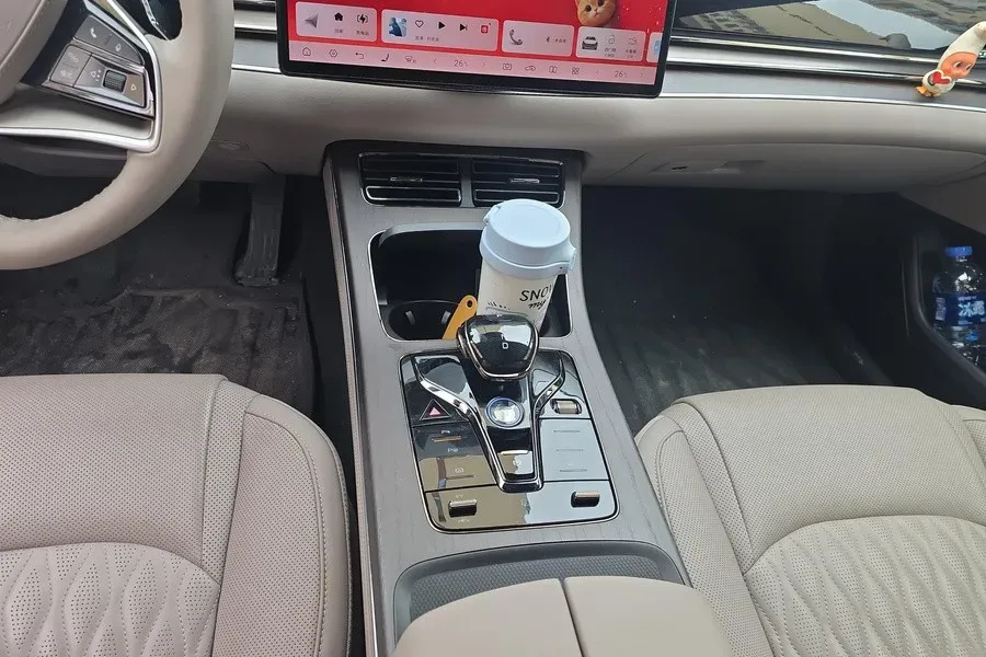 2025 BYD Han 1.5T 156HP L4 E-CVT PHEV,autocango,china used car exporter,china ev exporter,chinese used car exporter,chinese used ev exporter