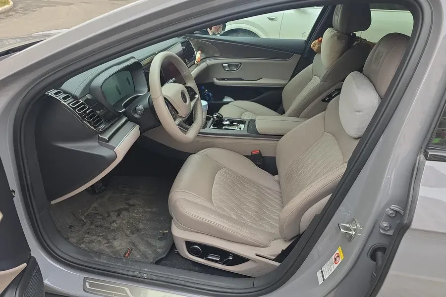 2025 BYD Han 1.5T 156HP L4 E-CVT PHEV,autocango,china used car exporter,china ev exporter,chinese used car exporter,chinese used ev exporter