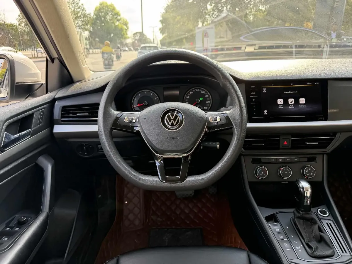 2019 Volkswagen Lavida 1.5L 113HP L4 6AT,autocango,china used car exporter,china ev exporter,chinese used car exporter,chinese used ev exporter