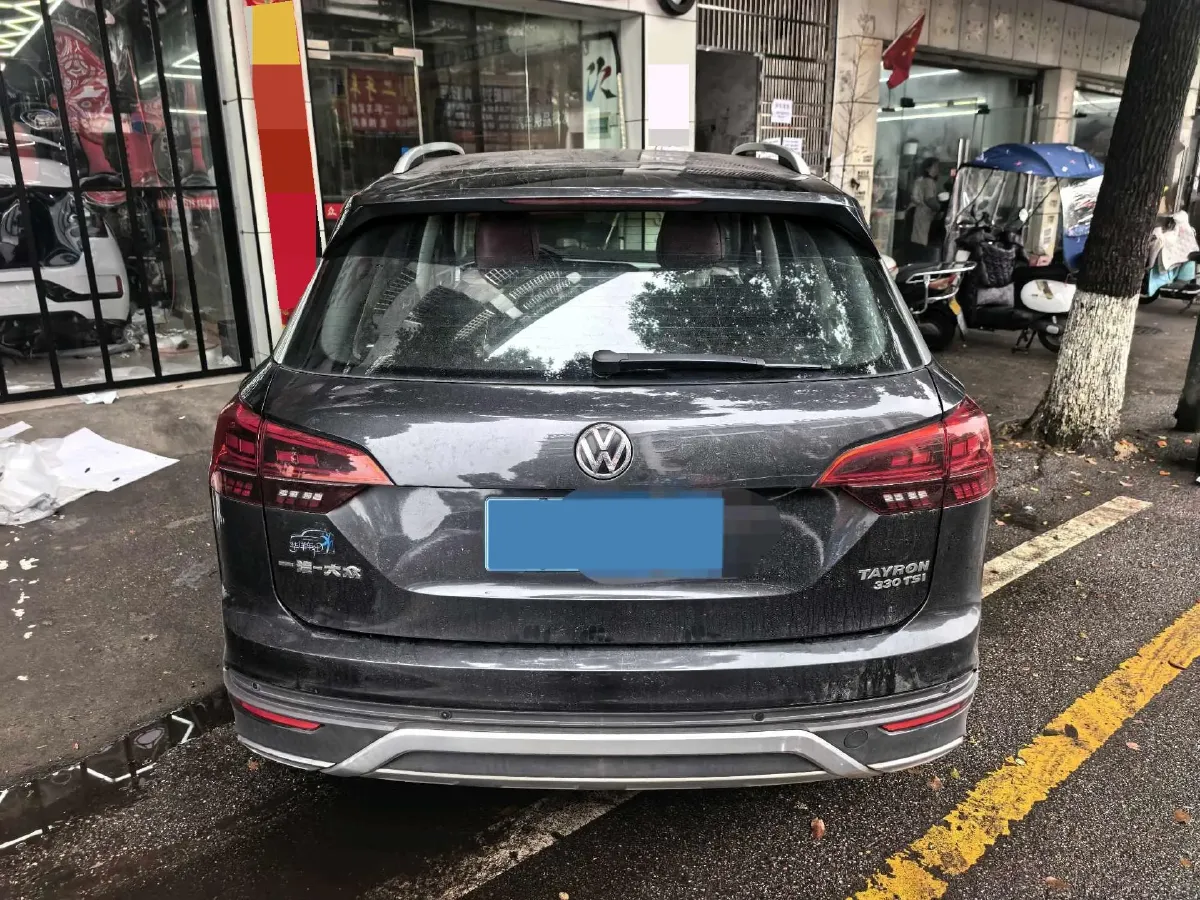 2019 Jeep Cherokee 2.0T 234HP L4 9AT,autocango,china used car exporter,china ev exporter,chinese used car exporter,chinese used ev exporter