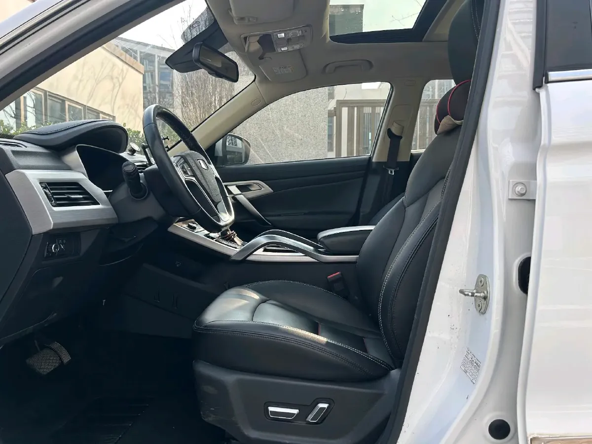 2018 Geely Azkarra 1.8T 184HP L4 6AT,autocango,china used car exporter,china ev exporter,chinese used car exporter,chinese used ev exporter