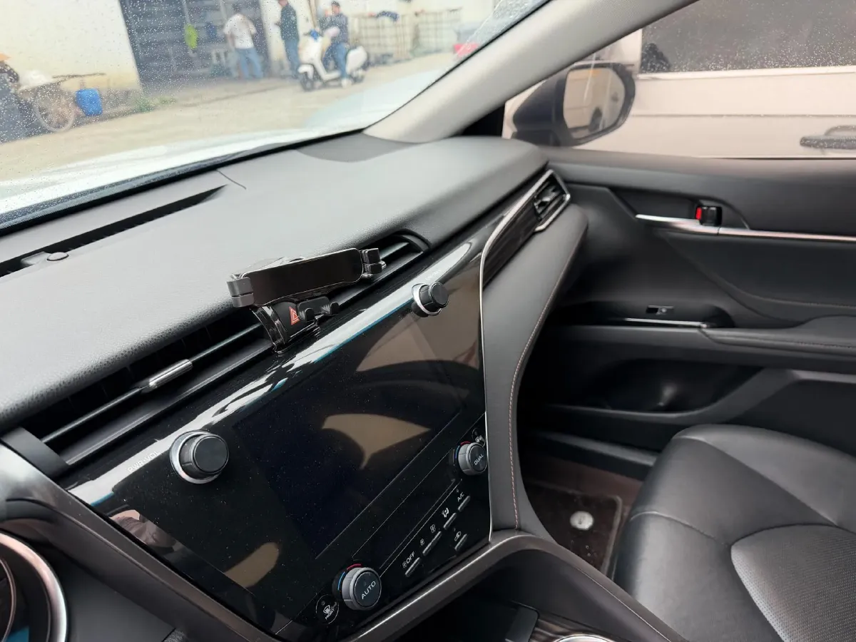 2019 Toyota Camry 2.5L 209HP L4 8AT,autocango,china used car exporter,china ev exporter,chinese used car exporter,chinese used ev exporter