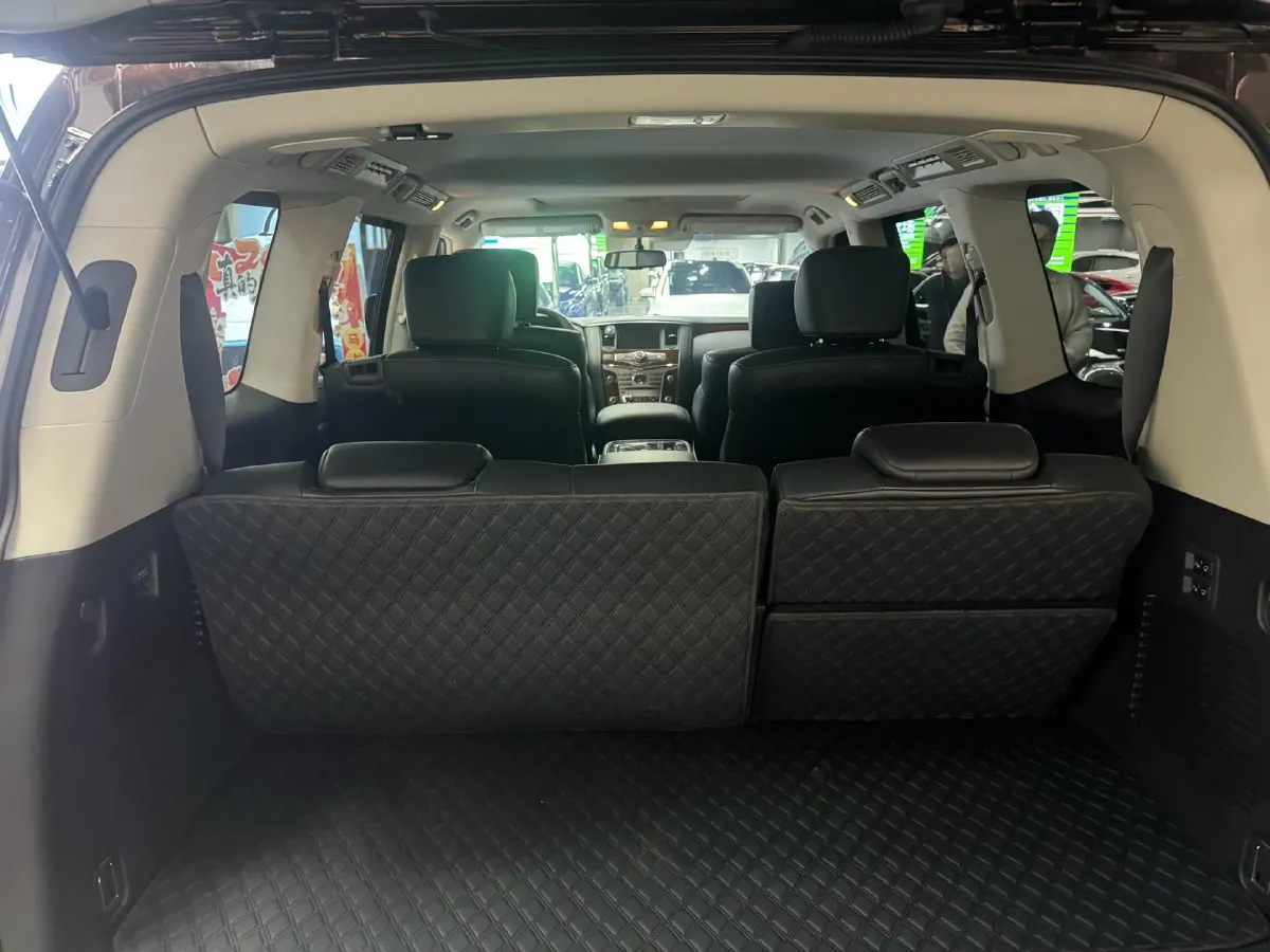 2016 Infiniti QX80 5.6L 398HP V8 7AT,autocango,china used car exporter,china ev exporter,chinese used car exporter,chinese used ev exporter