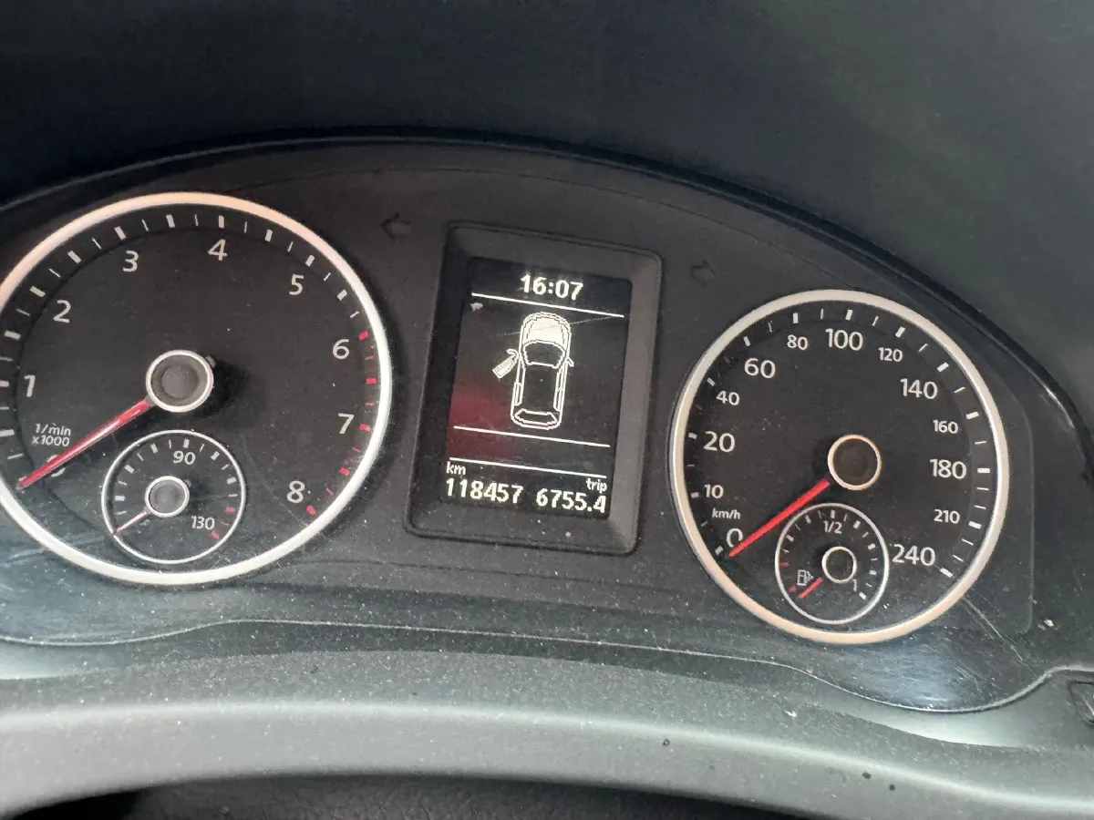 2016 Volkswagen Touran 1.4T 150HP L4 7DCT,autocango,china used car exporter,china ev exporter,chinese used car exporter,chinese used ev exporter