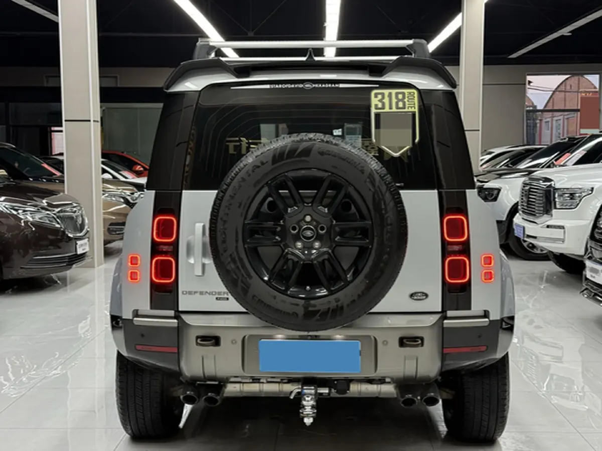 2021 Land Rover Defender 3.0T 400HP L6 8AT,autocango,china used car exporter,china ev exporter,chinese used car exporter,chinese used ev exporter