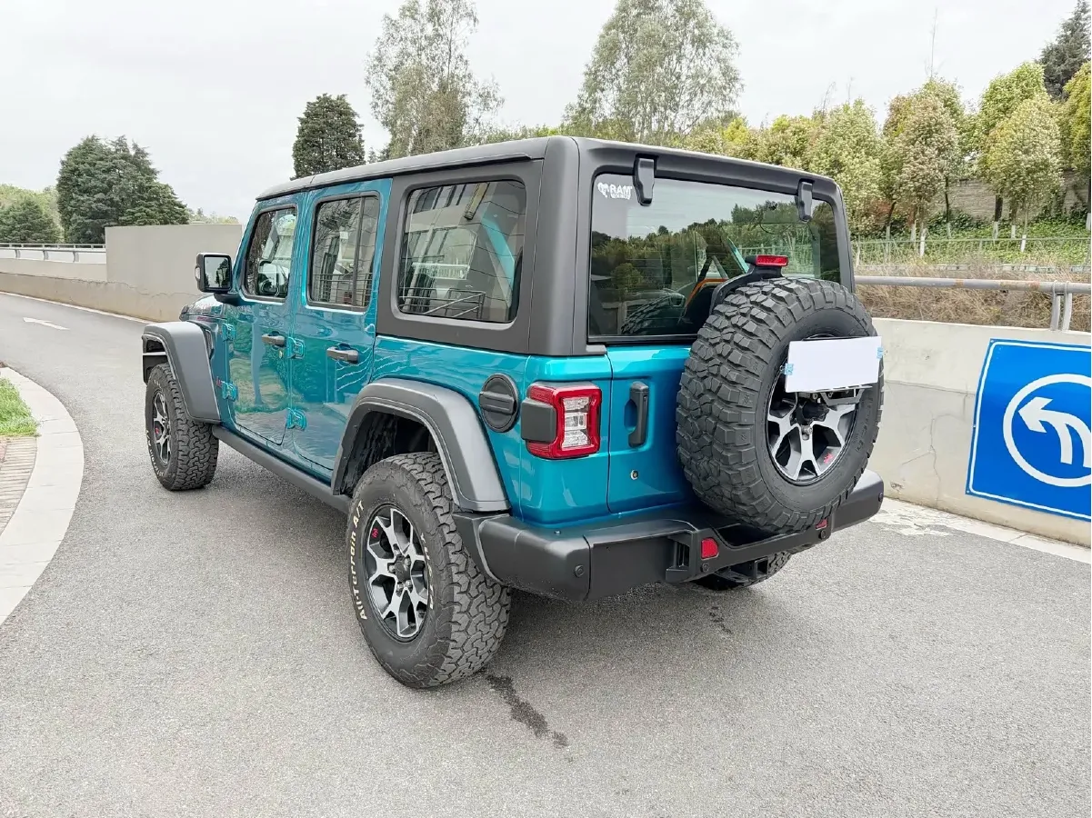 2019 Jeep Wrangler 2.0T 266HP L4 8AT,autocango,china used car exporter,china ev exporter,chinese used car exporter,chinese used ev exporter