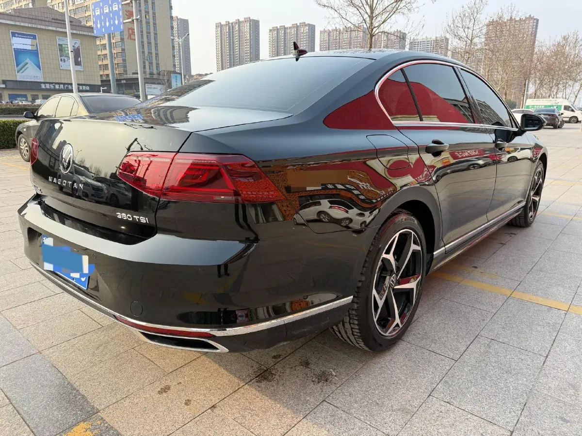 2026 Volkswagen Magotan 2.0T 220HP L4 7DCT,autocango,china used car exporter,china ev exporter,chinese used car exporter,chinese used ev exporter