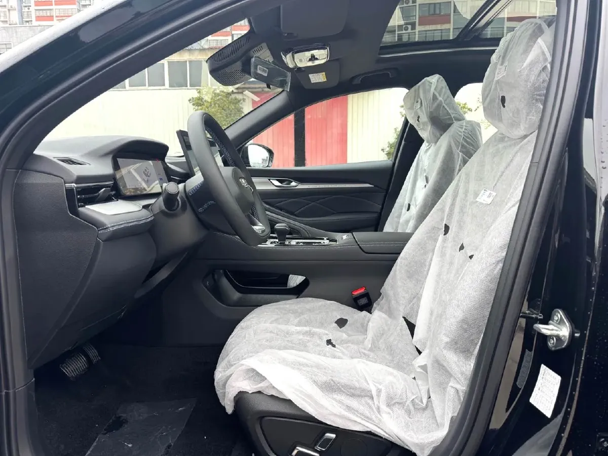 2026 Geely Preface 1.5T 181HP L4 7DCT,autocango,china used car exporter,china ev exporter,chinese used car exporter,chinese used ev exporter