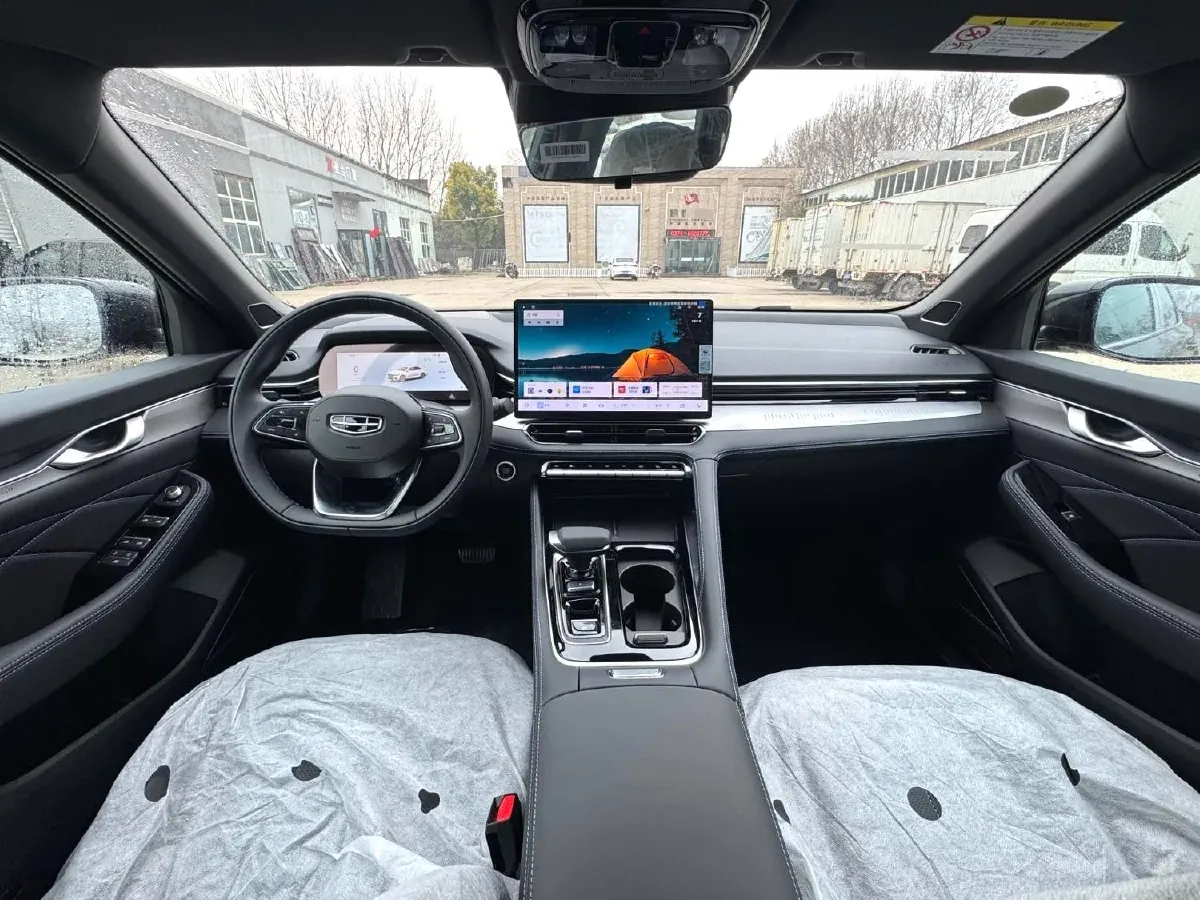 2026 Geely Preface 1.5T 181HP L4 7DCT,autocango,china used car exporter,china ev exporter,chinese used car exporter,chinese used ev exporter