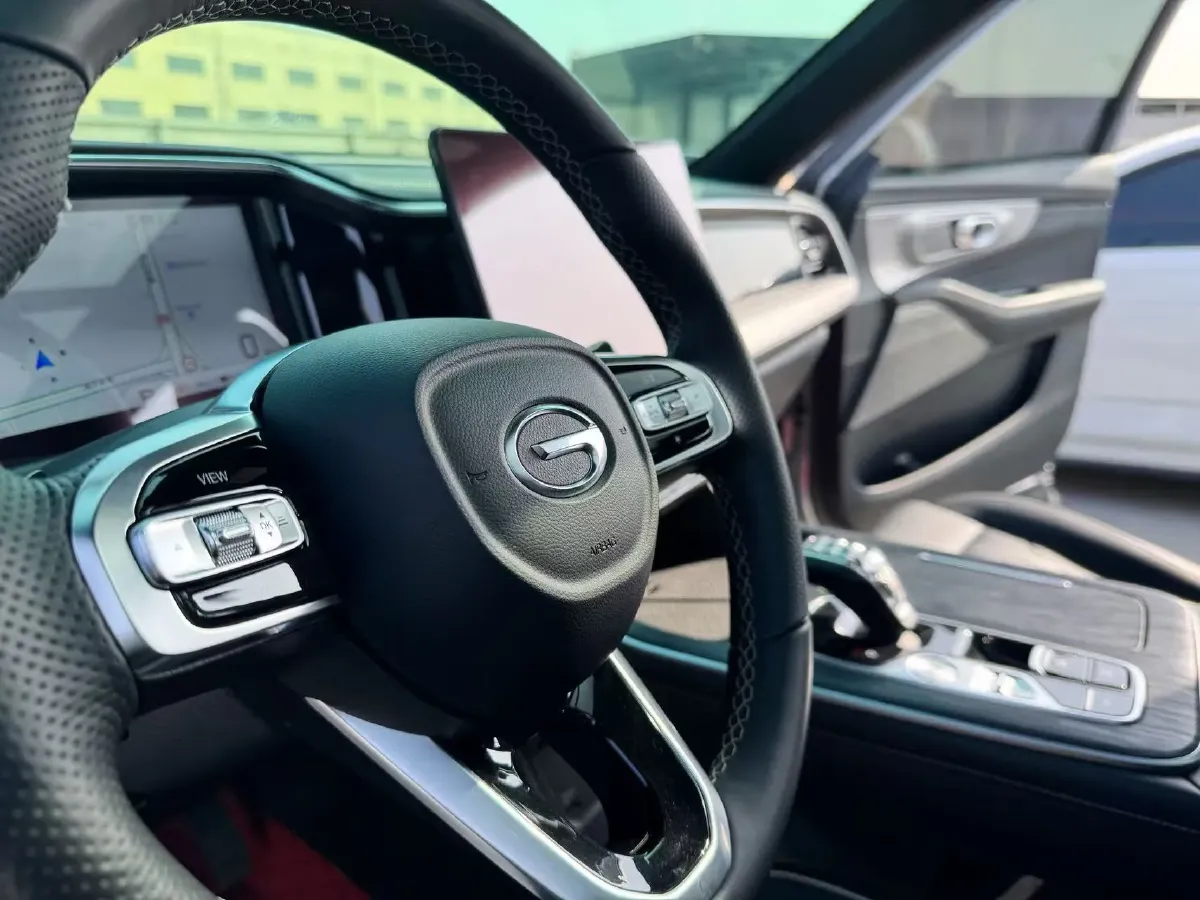 2022 GAC Trumpchi GS8 2.0T 252HP L4 8AT,autocango,china used car exporter,china ev exporter,chinese used car exporter,chinese used ev exporter