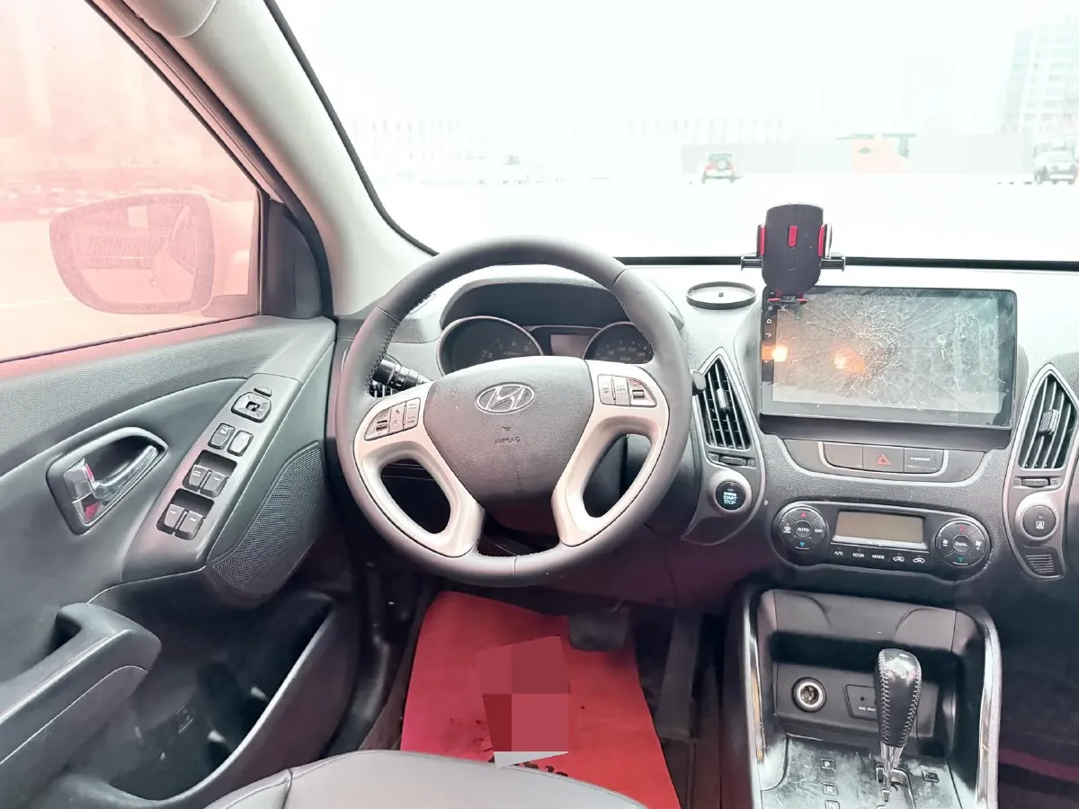 2015 Hyundai ix35 2.0L 160HP L4 6AT,autocango,china used car exporter,china ev exporter,chinese used car exporter,chinese used ev exporter