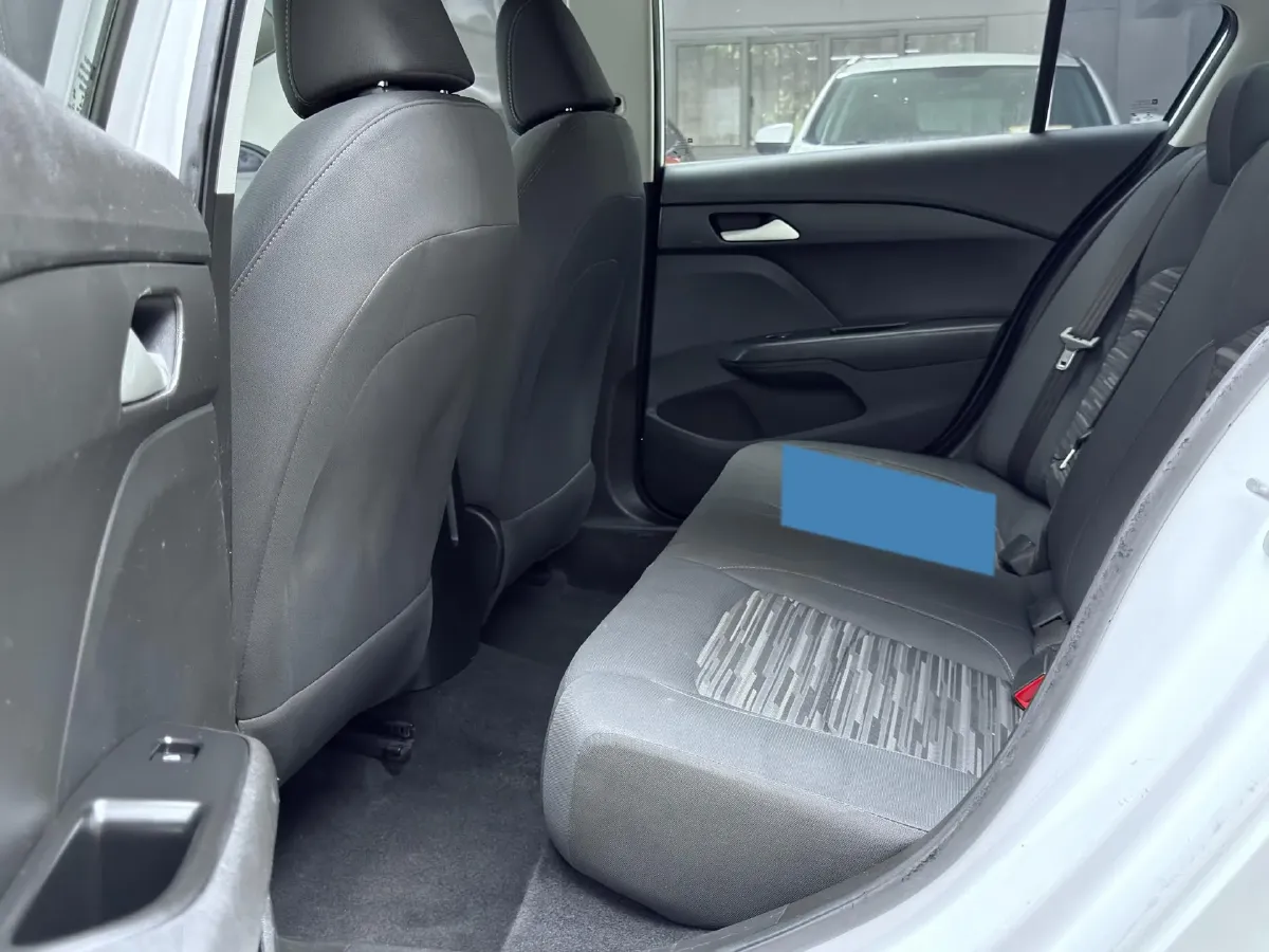 2016 Chevrolet Cavalier 1.5L 113HP L4 6AT,autocango,china used car exporter,china ev exporter,chinese used car exporter,chinese used ev exporter