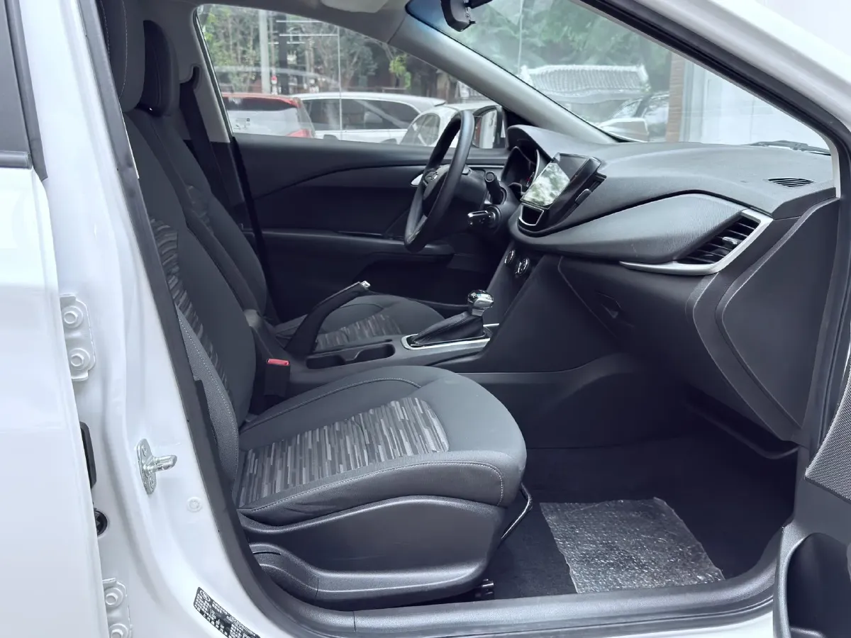 2016 Chevrolet Cavalier 1.5L 113HP L4 6AT,autocango,china used car exporter,china ev exporter,chinese used car exporter,chinese used ev exporter