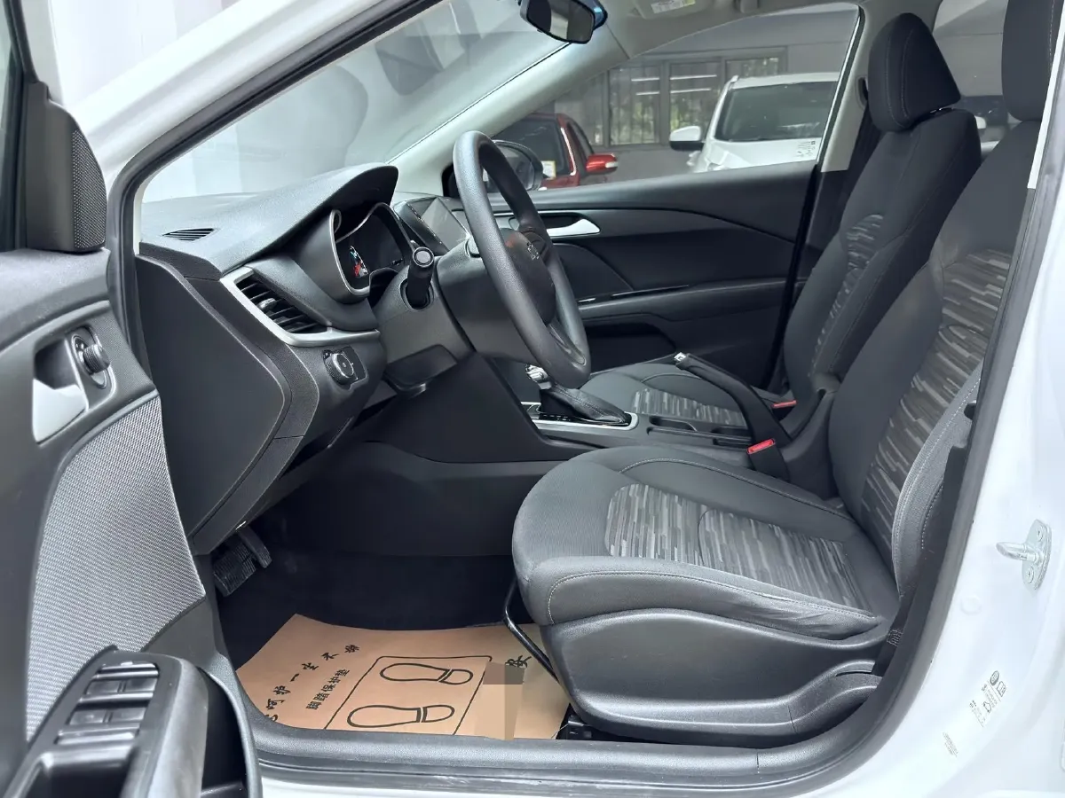 2016 Chevrolet Cavalier 1.5L 113HP L4 6AT,autocango,china used car exporter,china ev exporter,chinese used car exporter,chinese used ev exporter