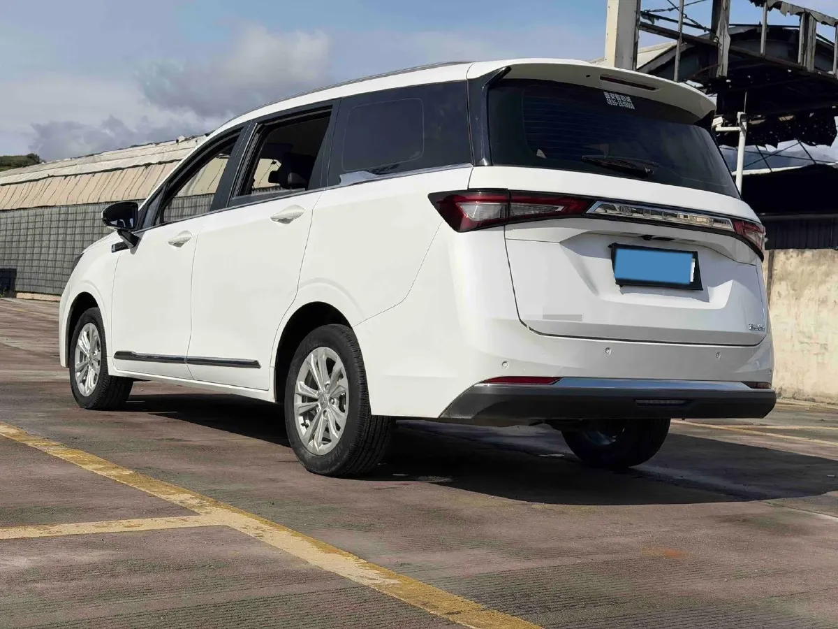 2022 WuLing KaiJie 1.5T 147HP L4 CVT,autocango,china used car exporter,china ev exporter,chinese used car exporter,chinese used ev exporter