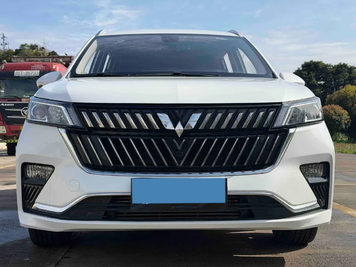 2022 WuLing KaiJie 1.5T 147HP L4 CVT,autocango,china used car exporter,china ev exporter,chinese used car exporter,chinese used ev exporter