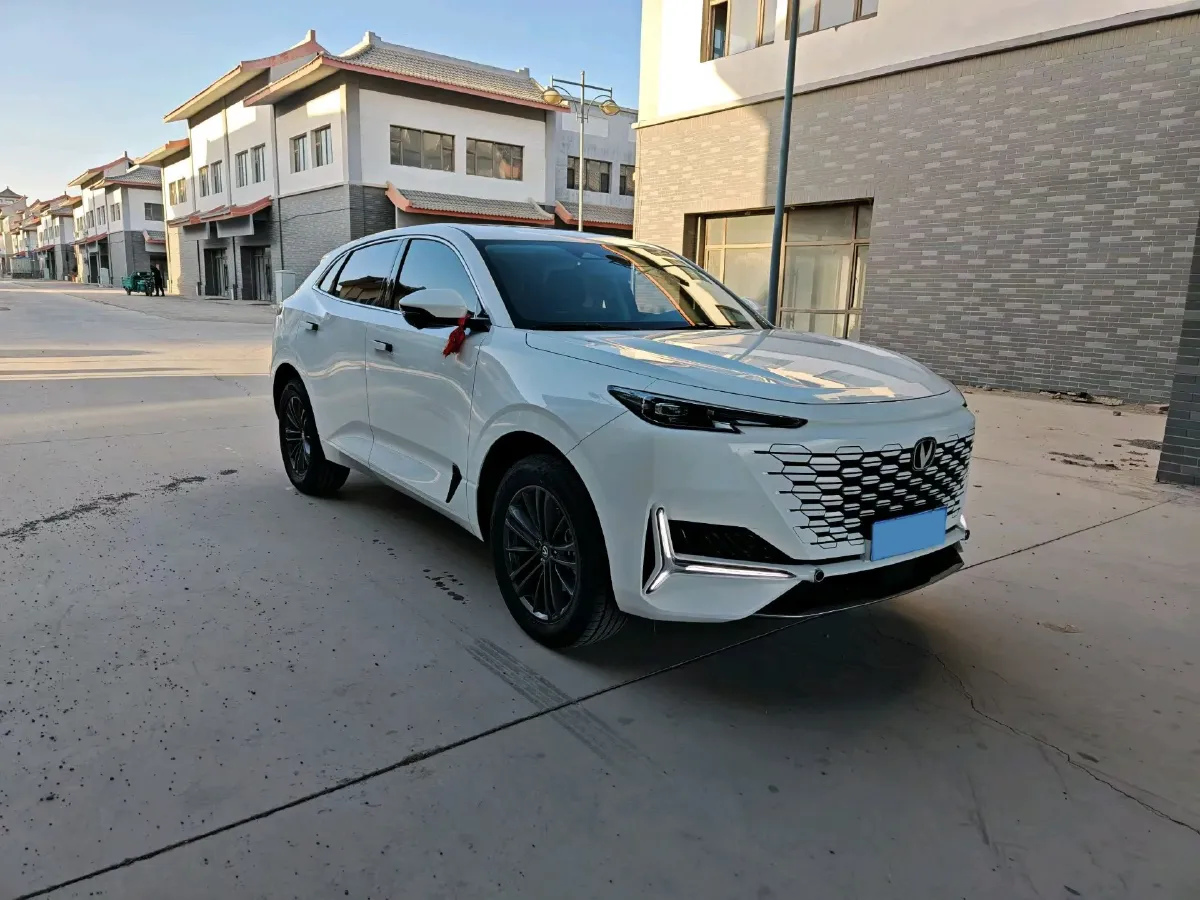 2024 ChangAn UNI-K 2.0T 233HP L4 8AT,autocango,china used car exporter,china ev exporter,chinese used car exporter,chinese used ev exporter