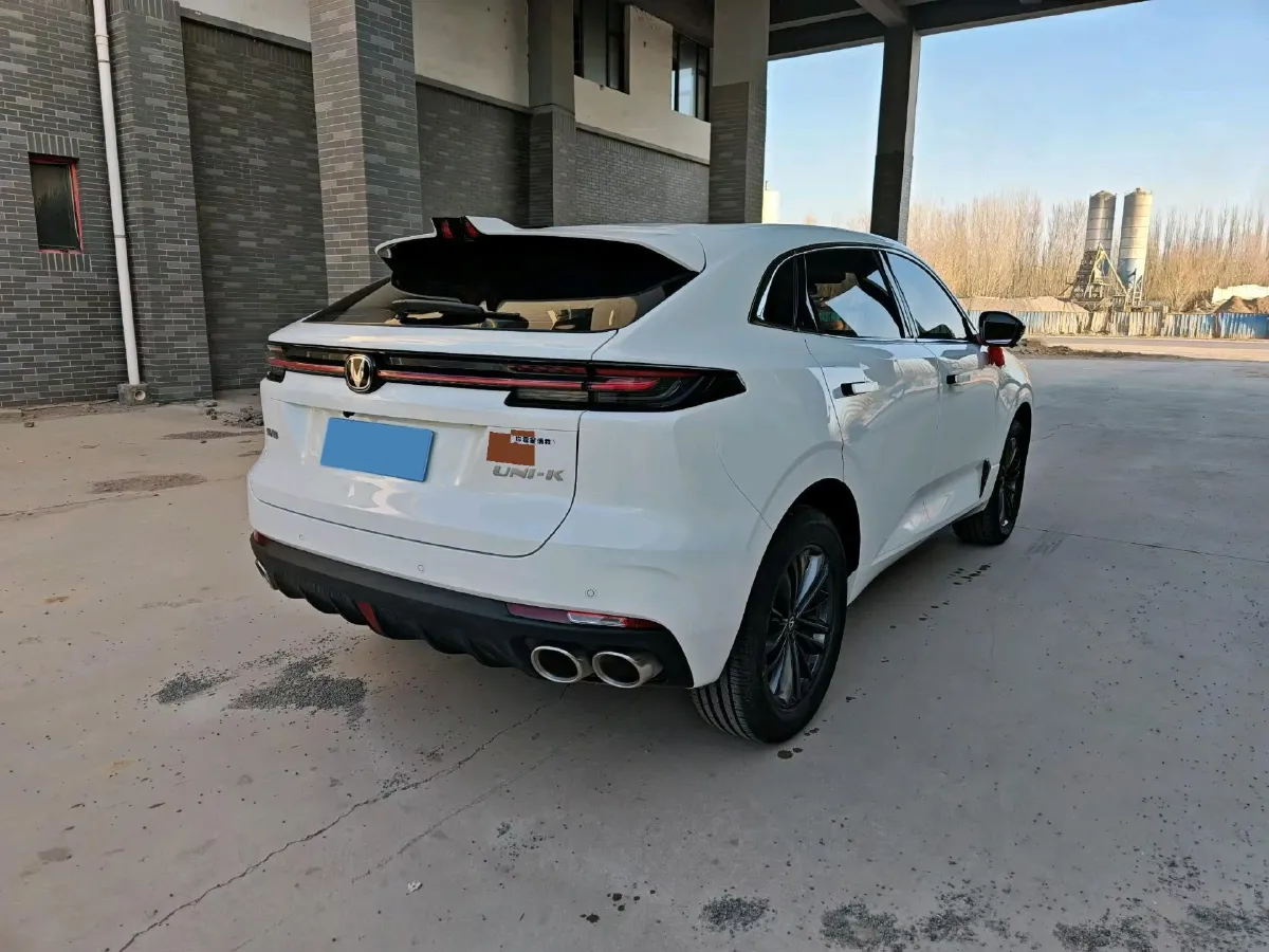 2024 ChangAn UNI-K 2.0T 233HP L4 8AT,autocango,china used car exporter,china ev exporter,chinese used car exporter,chinese used ev exporter