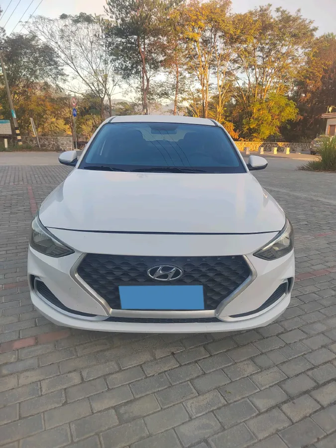 2020 Hyundai Celesta 1.6L 123HP L4 6AT,autocango,china used car exporter,china ev exporter,chinese used car exporter,chinese used ev exporter