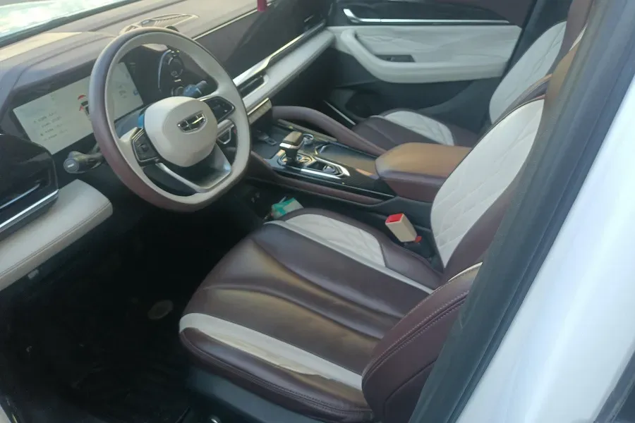 2021 Geely Monjaro 2.0T 238HP L4 8AT,autocango,china used car exporter,china ev exporter,chinese used car exporter,chinese used ev exporter