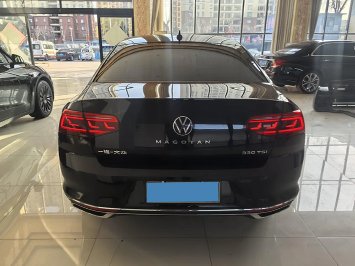 2020 Volkswagen Magotan 2.0T 186HP L4 7DCT,autocango,china used car exporter,china ev exporter,chinese used car exporter,chinese used ev exporter
