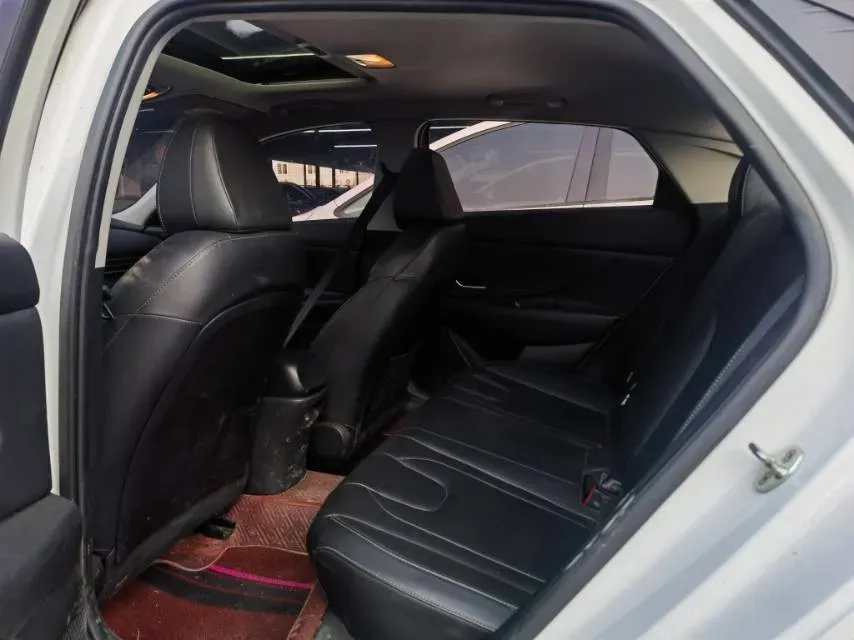 2021 Hyundai Elantra 1.5L 115HP L4 CVT,autocango,china used car exporter,china ev exporter,chinese used car exporter,chinese used ev exporter