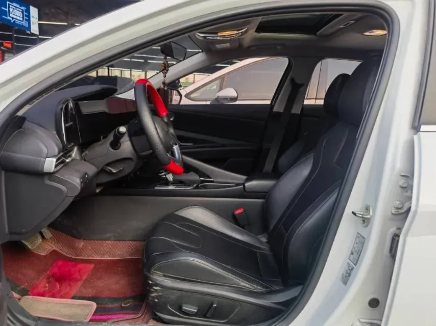 2021 Hyundai Elantra 1.5L 115HP L4 CVT,autocango,china used car exporter,china ev exporter,chinese used car exporter,chinese used ev exporter