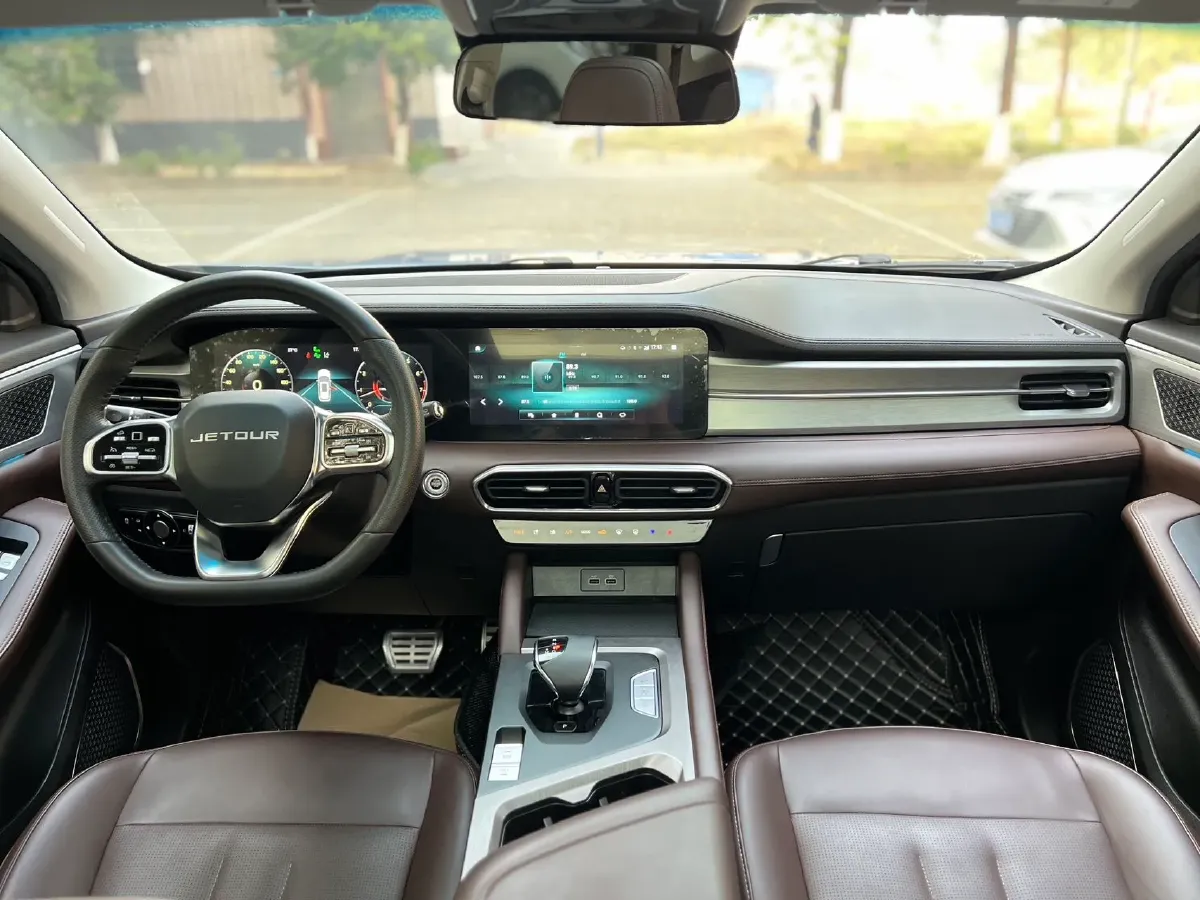 2021 Jetour X90 Plus 1.6T 197HP L4 7DCT,autocango,china used car exporter,china ev exporter,chinese used car exporter,chinese used ev exporter