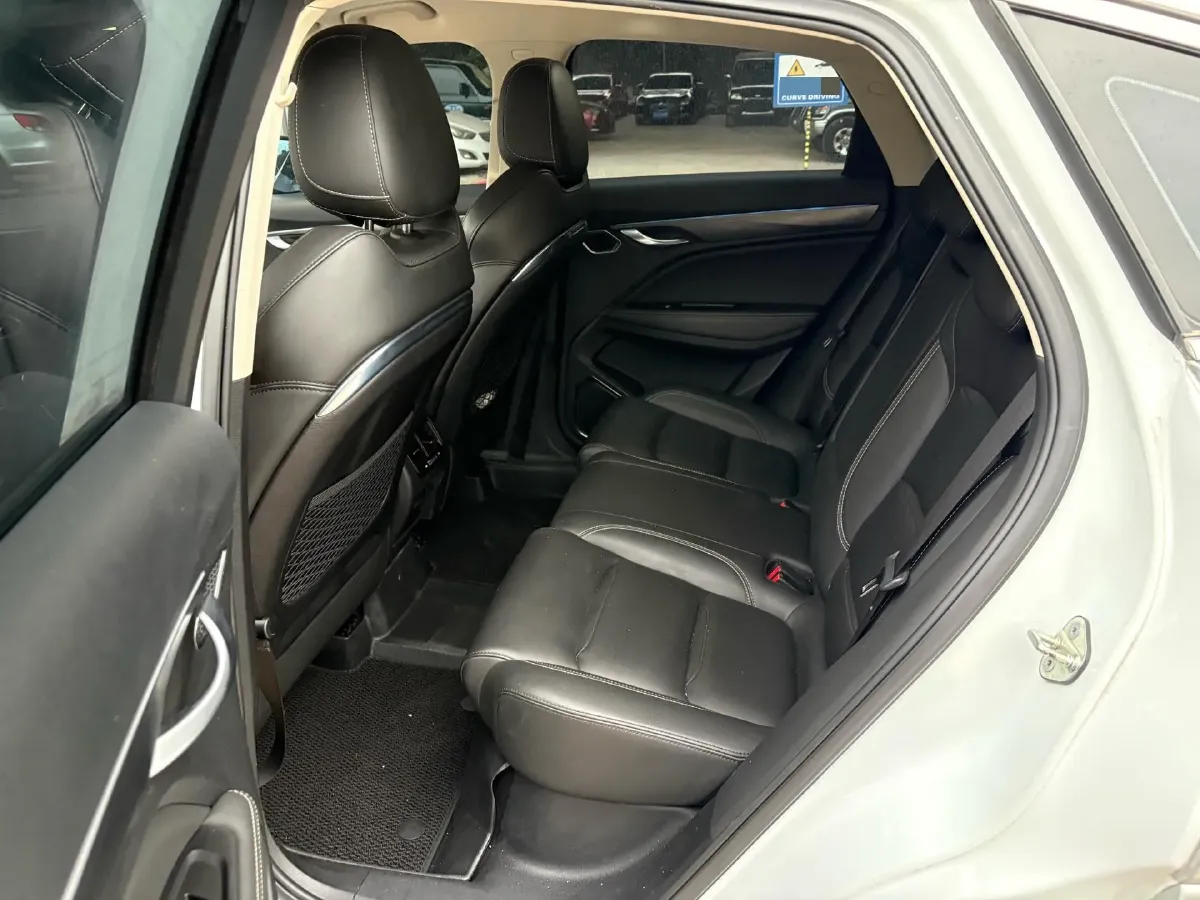 2019 Geely Tugella 2.0T 238HP L4 8AT,autocango,china used car exporter,china ev exporter,chinese used car exporter,chinese used ev exporter