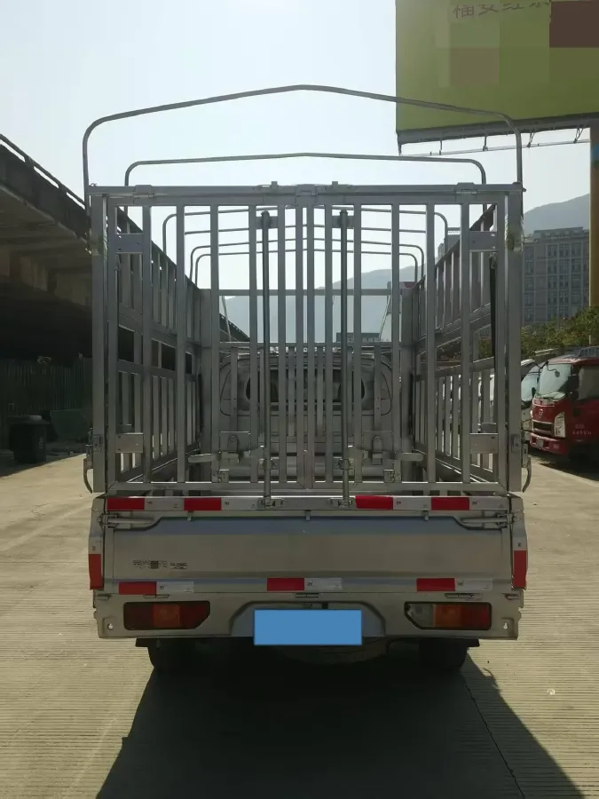 2019 WuLing RongGuang New Truck 1.5L 107HP L4 5MT,autocango,china used car exporter,china ev exporter,chinese used car exporter,chinese used ev exporter