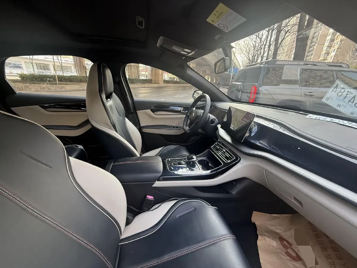 2021 Haval F7 1.5T 169HP L4 7DCT,autocango,china used car exporter,china ev exporter,chinese used car exporter,chinese used ev exporter