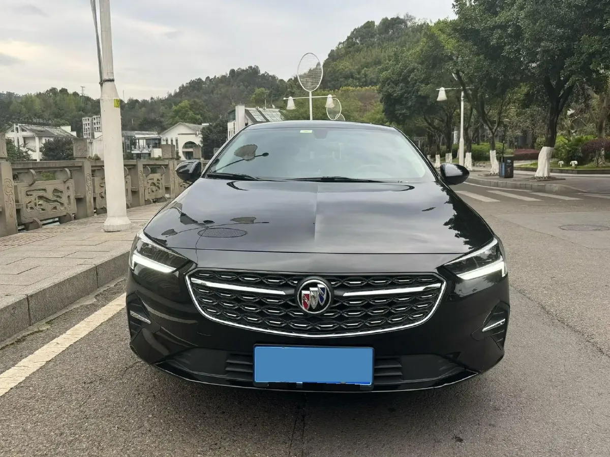 2022 Buick Regal 2.0T 237HP L4 9AT,autocango,china used car exporter,china ev exporter,chinese used car exporter,chinese used ev exporter